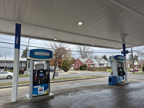 500-Gas Station (22)